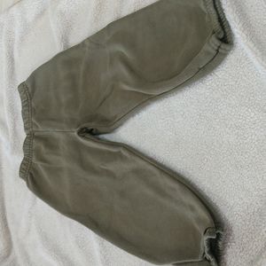 3/$15 Boys Joggers / Sweatpants Army Green Size 3T